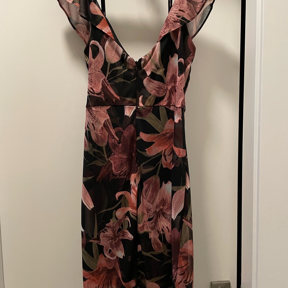 Floral Sleeveless Dress - Picture 2 of 5